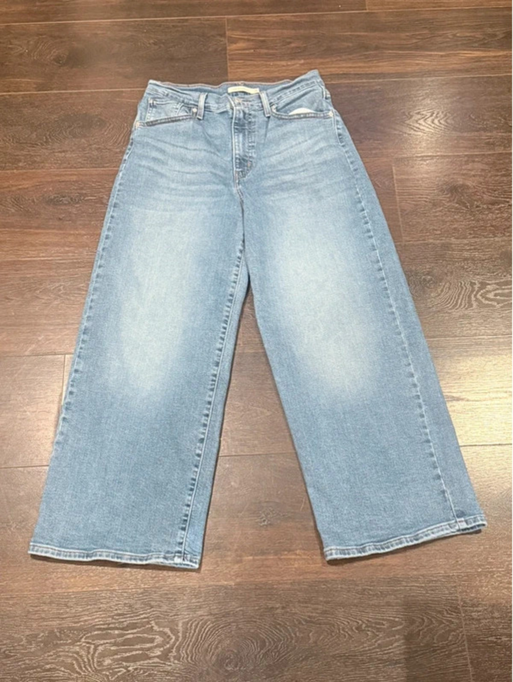 Levi’s High Rise Wide Leg Women’s Jeans Size 28 W28 L27 1557
